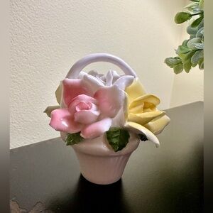 VINTAGE, SHAFFORD, BASKET OF FLOWERS.